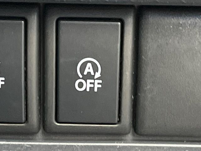 �y�A�C�h�����O�X�g�b�v�z�ԐM����a�؂Œ�Ԃ����ۂɃG���W�����~���A���ʂȔR���̏����}���܂��B�R��������ی�ɂȂ���@�\��G���W���̓u���[�L�𗣂��΍Ďn�����܂��B