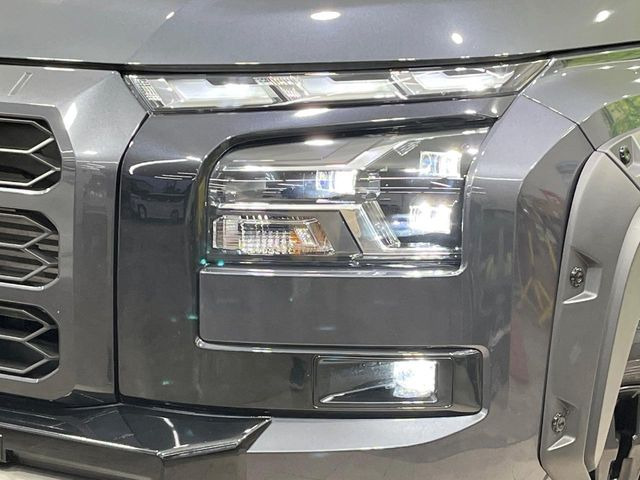 �yLED�w�b�h���C�g�z���V����ԑ��s�����ǍD�Ȏ��E���m�ۂ����S���ĉ^�]�ł��鍂�P�xLED�w�b�h���C�g�𑕔�!�_�����x�������A����d�͂��}�����Ă��܂��B