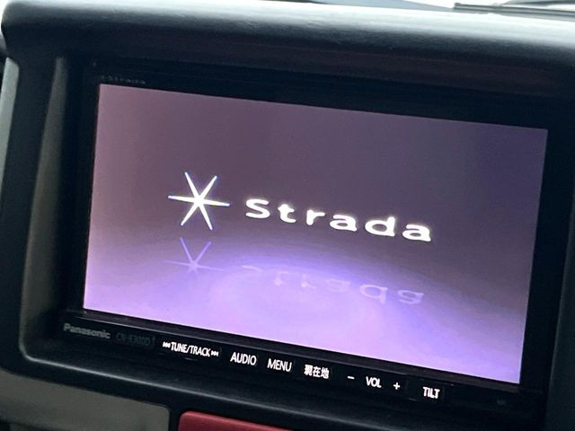 �y�i�r�Q�[�V�����z�g���₷���i�r�ŖړI�n�܂ł�������ē����Ă���܂��B�e��I�[�f�B�I�Đ��@�\���[�����Ă���A���Ԃ̉^�]������Ɋy�����Ȃ�܂�!!