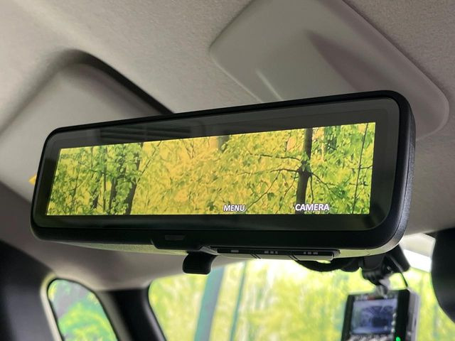 �y�f�W�^�����[���~���[�z��Ȃ̑傫�ȉו��⓯��҂Ō�����m�F���Â炢���ł����S!�J�������B�e�����ԗ�����̉f�������[���~���[���ɕ\���B�N���A�Ȏ��E�ŏ󋵂̊m�F���\�ł�!