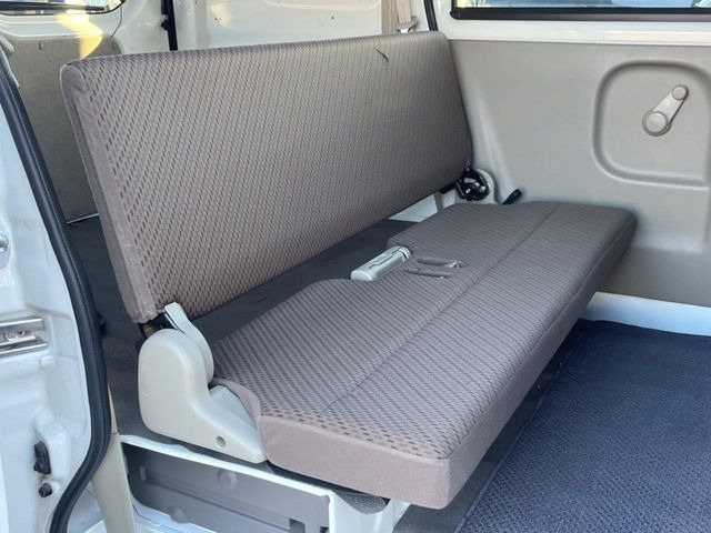 �㕔���Ȃ��C�ɂȂ�悤�ȃL�Y�E�����ւ��蓙�A�傫�ȃ_���[�W�͂Ȃ��A�ǍD�ȏ�Ԃł��B