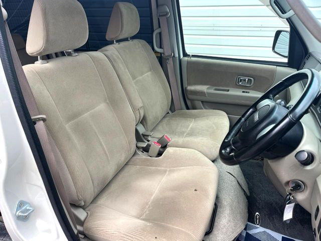 �^�]�ȃV�[�g���͎g�p�������Ȃ��A�ǍD�ȏ�ԂƂȂ��Ă��܂��B���J�Ɏg���Ă������Ƃ��悭�킩��܂��ˁB