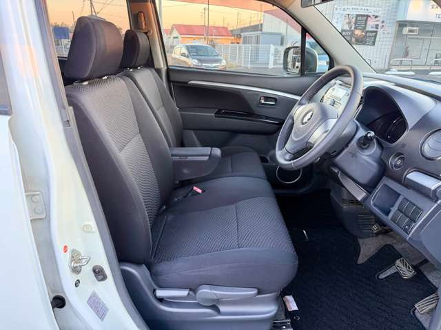 �x�����z�����x����������΁A����ȊO�̔�p�͊|����܂���̂ŁA�����S�������B�������]�i���o�[�Ȃǂ��q�l�̗v�]�Ɋ�Â��I�v�V�������̔�p�͕ʓr�K�v�ƂȂ�܂��B�ڍׂɊւ��Ă͂��₢�������������B