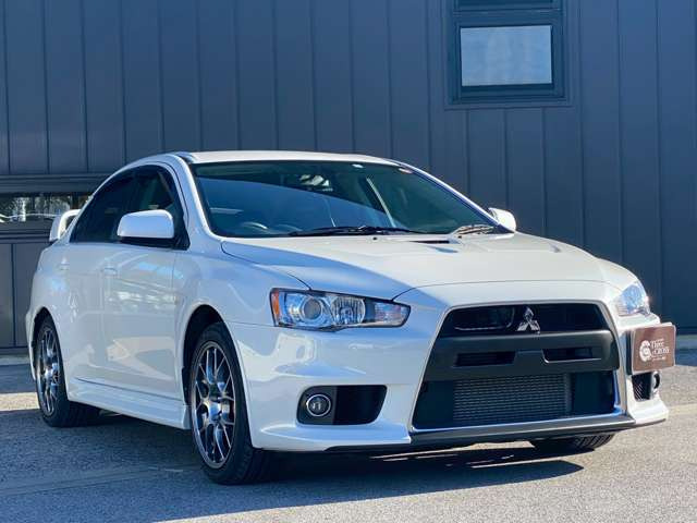 ���I�����C�����k���p�\�R���E�X�}�z�̃r�f�I�ʘb�𗘗p�����A�I�����C�����k���\�ł��B���Ԃ̊O��������V�[�g�̏�ԓ��A�I�����C���Ŋm�F�����܂��B���ڂ����́u�I�����C�����k��]�v�Ƃ��₢���킹���������B