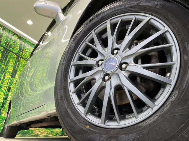 �y15�C���`�A���~�z�C�[���z�O�ςɃ}�b�`�����A���~�z�C�[���𑕒����Ă���܂��B�e��A���~�z�C�[����A�X�^�b�h���X�^�C�����戵�����Ă���܂��B���񂲑��k����������