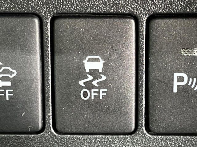 �y������h�~���u�z�ԗ��̉���������m����ƁA�����I�Ɏԗ��̐i�s������ۂ悤�Ɏԗ��𐧌䂵�܂��B�J�̓��ȂǊ���₷���H�ʏ󋵂ł����S�ȉ^�]���\�ł��B