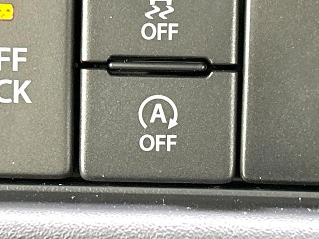 �y�A�C�h�����O�X�g�b�v�z�ԐM����a�؂Œ�Ԃ����ۂɃG���W�����~���A���ʂȔR���̏����}���܂��B�R��������ی�ɂȂ���@�\��G���W���̓u���[�L�𗣂��΍Ďn�����܂��B