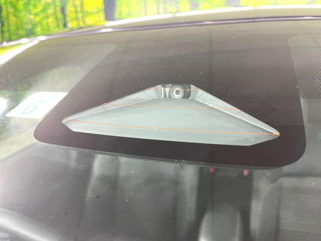 �y�g���^�Z�[�t�e�B�Z���X�z���s���ɑO���̎ԗ�����F�����A�Փ˂������Ȏ��͌x��ƃu���[�L�ŏՓˉ���Ɣ�Q�y�����A�V�X�g�B�����S�Ƀh���C�u�����y���݂��������܂��B