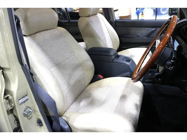 ランドクルーザー804.5 VXリミテッド 4WD