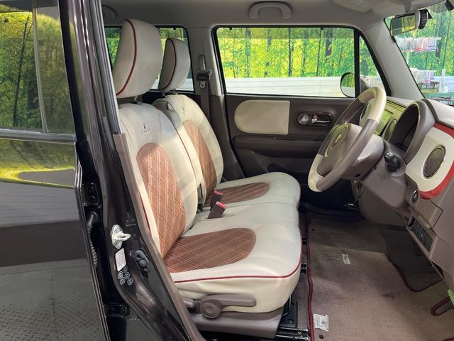 �y���烌�U�[�V�[�g�z����̂ӂ���肪�e�ՂŃ����e�i���X�����ȒP�ȁA�@�\���ɗD��鍇����v���̗p�����㎿�ȃV�[�g�ł��B����S�n���悭�A���������ӂ��S�n�ǂ��ԓ���Ԃ����o���Ă���܂��B