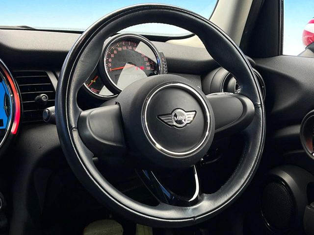 ���n���h�����̃X�������Ȃ��A���ꂢ�ȏ�Ԃ��ێ����Ă���܂��B�e�X�C�b�`���̓�����m�F�ς݂ł��B