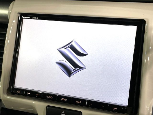 �y����8�^�i�r�z�l�C�̏����i�r�𑕔��B�I�[�f�B�I�@�\���[�����Ă���ABluetooth�ڑ�����΂������̃X�}�z��MP3�v���C���[�̉��y���Đ��\!�����̉^�]������Ɋy�����Ȃ�܂�!!