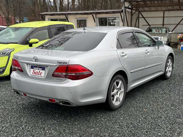 クラウン3.0 ロイヤルサルーン i-Four 4WD