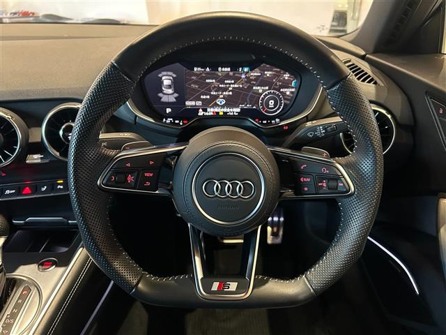 TTクーペ45 TFSI クワトロ 4WD