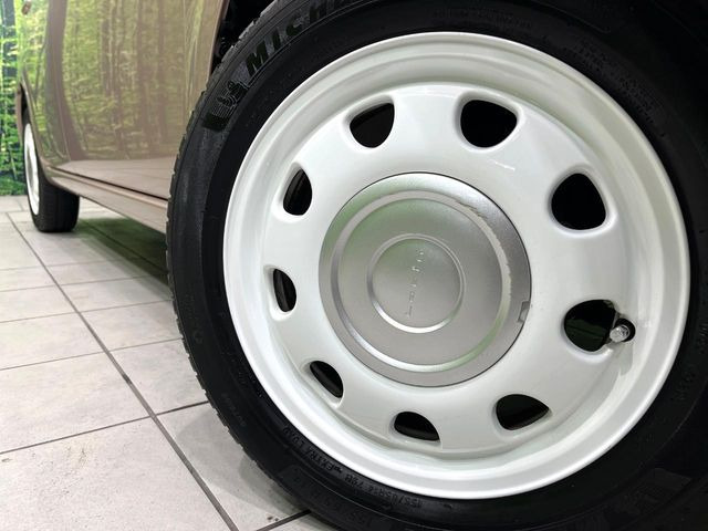 �y����14�C���`�A���~�z�C�[���z�O�ςɃ}�b�`���������A���~�z�C�[���𑕒����Ă���܂��B�e��ЊO�A���~�z�C�[����A�X�^�b�h���X�^�C�����戵�����Ă���܂��B���񂲑��k����������