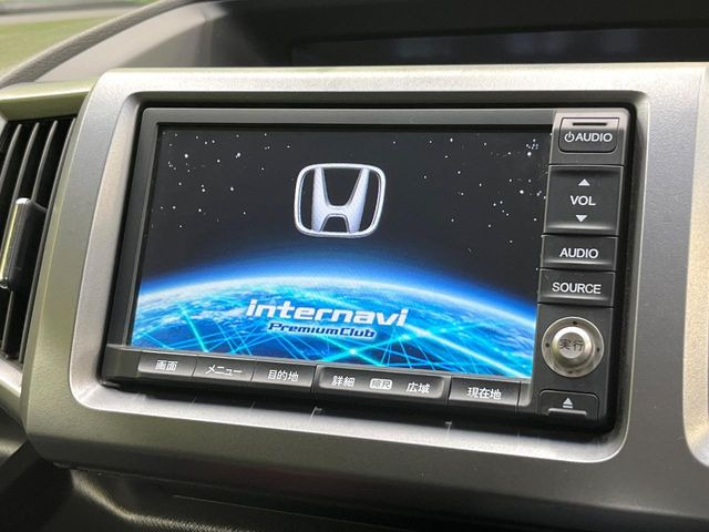 �y�����i�r�z�l�C�̏����i�r�𑕔����Ă���܂��B�i�r�̎g���₷���͂������A�I�[�f�B�I�@�\���[��!�L�����v�◷�s�͂������A�ʋ΂┃�����ȂǕ��i�̃h���C�u���y�����Ȃ�͂���