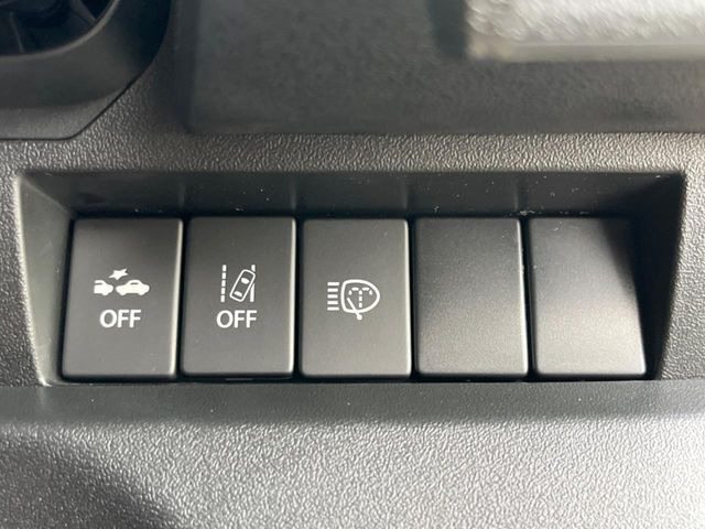 �y�X�Y�L �Z�[�t�e�B�T�|�[�g�z���s���ɑO���̎ԗ�����F�����A�Փ˂������Ȏ��͌x��ƃu���[�L�ŏՓˉ���Ɣ�Q�y�����A�V�X�g�B�����S�Ƀh���C�u�����y���݂��������܂��B