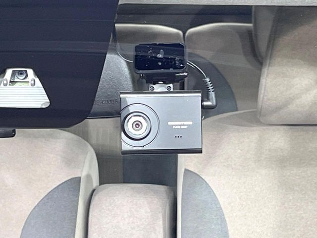 �y�h���C�u���R�[�_�[�z���S�E���S�ȃJ�[���C�t�ɕK�{�̃h���C�u���R�[�_�[�𑕔�!���s���͂������A������^�]�⎖�̂ɑ��������ۂ̏󋵂��f���ŋL�^���A����̃��X�N�ɔ����܂��B