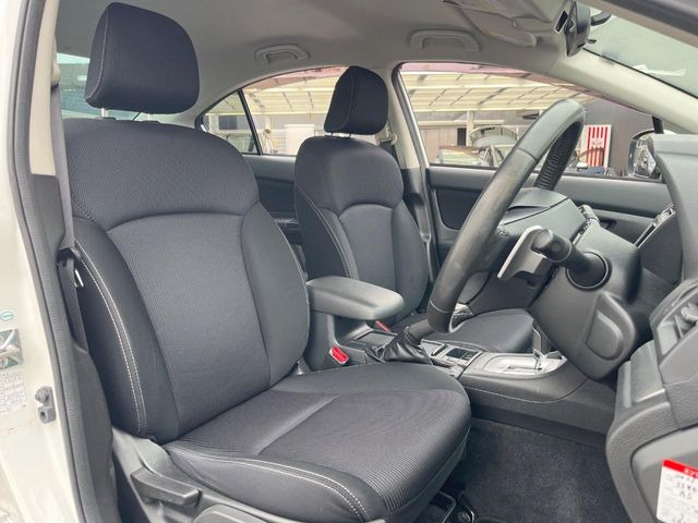 �^�]�ȃV�[�g���͎g�p�������Ȃ��A�ǍD�ȏ�ԂƂȂ��Ă��܂��B���J�Ɏg���Ă������Ƃ��悭�킩��܂��ˁB