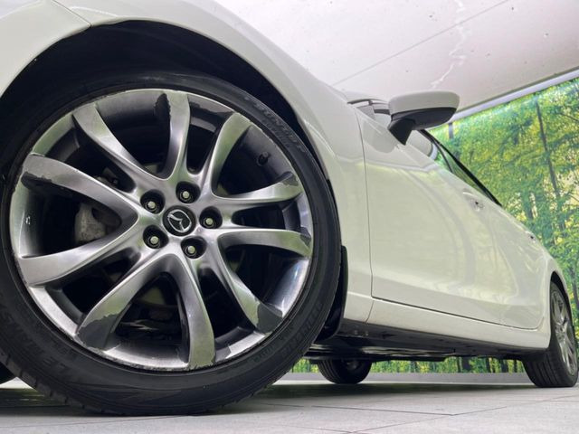 �y����19�C���`�A���~�z�C�[���z�O�ςɃ}�b�`���������A���~�z�C�[���𑕒����Ă���܂��B�e��ЊO�A���~�z�C�[����A�X�^�b�h���X�^�C�����戵�����Ă���܂��B���񂲑��k����������