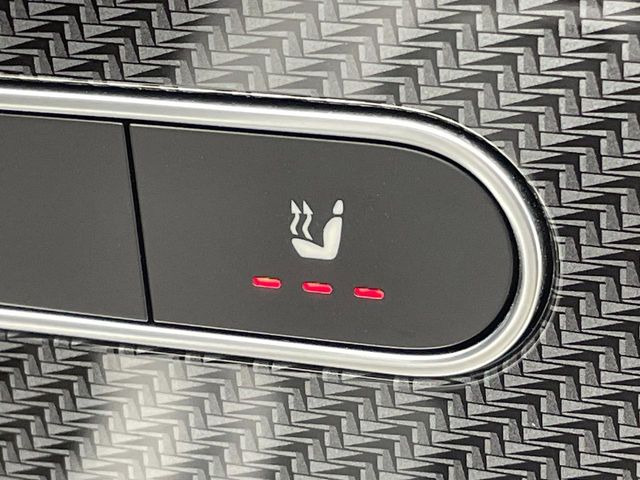 ���t�����g�V�[�g�q�[�e�B���O:�^�]�ȁE����ȋ��ɎO�i�K�Œ��߂��\�ȃV�[�g�q�[�^�[�𑕔����Ă���܂��B�G�߂��킸���K�ɂ��g�p���������܂��B