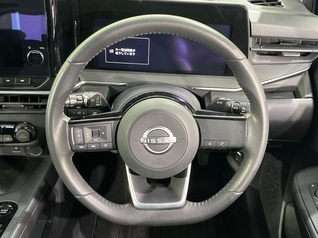 �y�����v�����X�e�A�����O�z�㎿�Ȋv���g�p���邱�ƂŁA��ɂ����������݂ƂĂ��^�]���₷���n���h���ł���