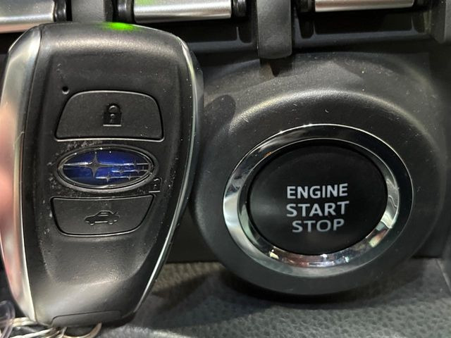 �y�A�N�Z�X�L�[&�v�b�V���X�^�[�g�z�J�o����|�P�b�g�ɓ��ꂽ�܂܂ł��h�A�̎{���E�������\�ȃX�}�[�g�L�[�𑕔��B�G���W���̃I���E�I�t�����J�M�����o���K�v�������A�{�^�����v�b�V�����邾����OK��