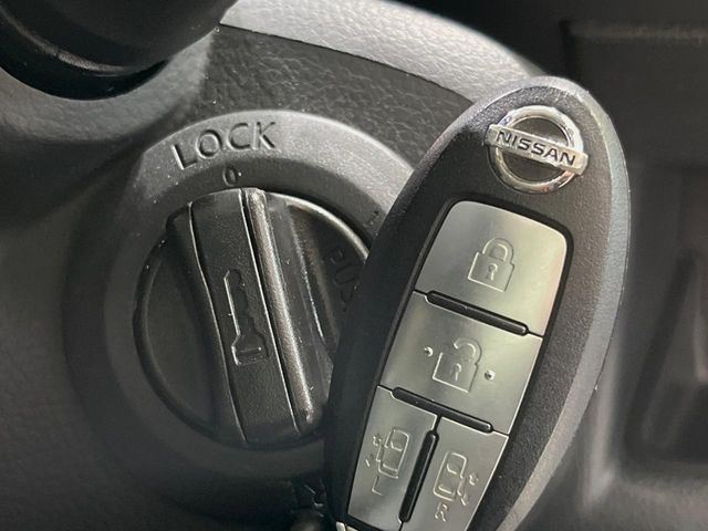 �y�C���e���W�F���g�L�[�z�J�o����|�P�b�g�ɓ��ꂽ�܂܂ł��h�A�̎{���E�������\�ȃX�}�[�g�L�[�𑕔��B�G���W���̃I���E�I�t�����J�M�����o���K�v����������Ƃ��Ă��֗��ł���