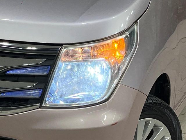 �yHID�w�b�h���C�g�z���ɖ��邭�O�����Ƃ炵�Ă����̂ŁA���V����Ԃ̑��s�������E�ǍD�ň��S���Ă���肢�������܂��B