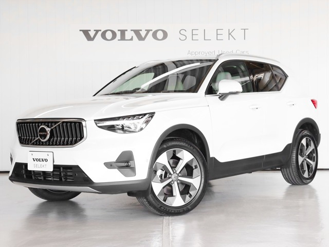 XC40ウルトラ B4 AWD 4WD