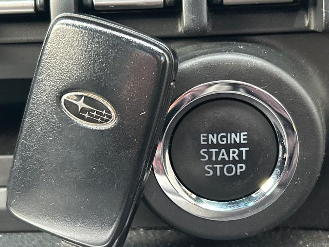 �y�A�N�Z�X�L�[&�v�b�V���X�^�[�g�z�J�o����|�P�b�g�ɓ��ꂽ�܂܂ł��h�A�̎{���E�������\�ȃX�}�[�g�L�[�𑕔��B�G���W���̃I���E�I�t�����J�M�����o���K�v�������A�{�^�����v�b�V�����邾����OK��