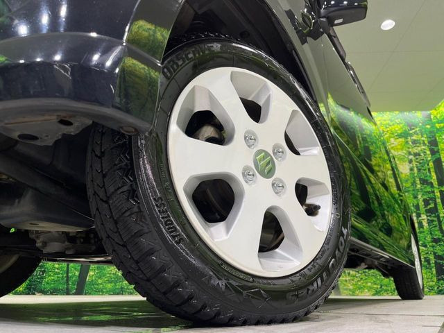 �y����14�C���`�A���~�z�C�[���z�O�ςɃ}�b�`���������A���~�z�C�[���𑕒����Ă���܂��B�e��ЊO�A���~�z�C�[����A�X�^�b�h���X�^�C�����戵�����Ă���܂��B���񂲑��k����������