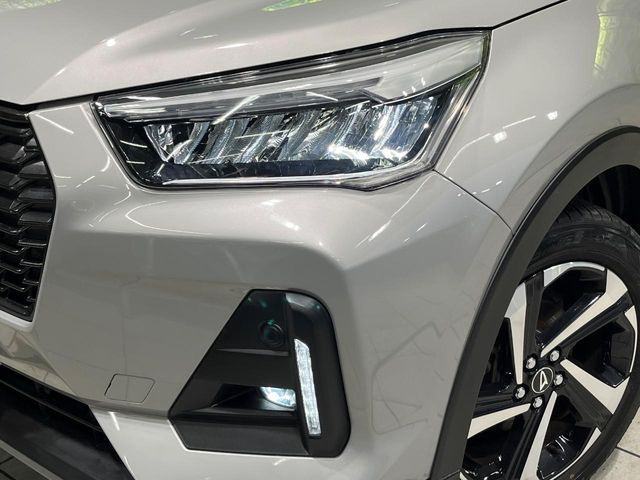 �yLED�w�b�h���C�g�z���V����ԑ��s�����ǍD�Ȏ��E���m�ۂ����S���ĉ^�]�ł��鍂�P�xLED�w�b�h���C�g�𑕔�!�_�����x�������A����d�͂��}�����Ă��܂��B