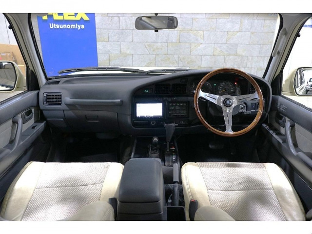 ランドクルーザー804.5 VXリミテッド 4WD
