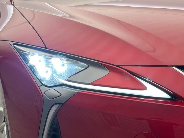 �yLED�w�b�h���C�g�z���V����ԑ��s�����ǍD�Ȏ��E���m�ۂ����S���ĉ^�]�ł��鍂�P�xLED�w�b�h���C�g�𑕔�!�_�����x�������A����d�͂��}�����Ă��܂��B