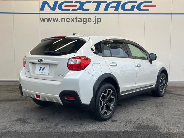 ��D�]�𒸂��Ă���܂��{�f�B�̒e�X�v���b�V���R�[�g���D�]��t���B�ʏ�̃K���X�R�[�g�ƈقȂ�A�ϋv�N��6�N�̖��@���K���X�R�[�e�B���O���A�{�f�B���L���C�ȏ�Ԃɕۂ��Ă���܂��B