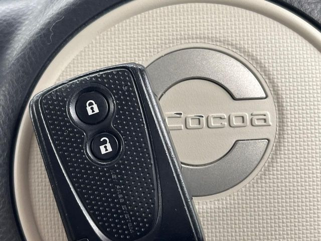 �y�L�[�t���[�V�X�e���z�J�o����|�P�b�g�ɓ��ꂽ�܂܂ł��h�A�̎{���E�������\�ȃX�}�[�g�L�[�𑕔��B�G���W���̃I���E�I�t�����J�M�����o���K�v����������Ƃ��Ă��֗��ł���