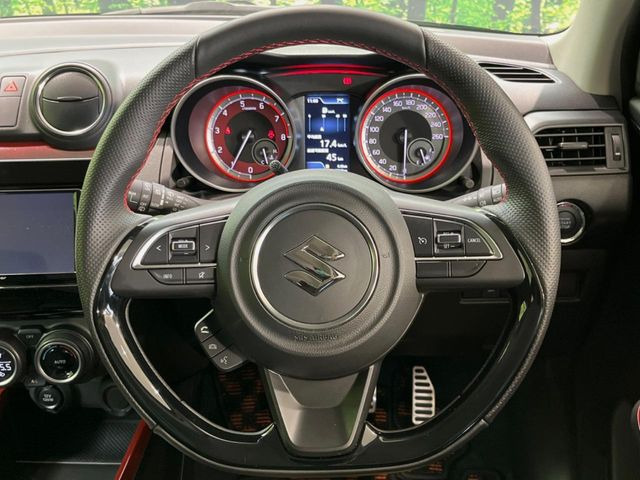 �y�����v�����X�e�A�����O�z�㎿�Ȋv���g�p���邱�ƂŁA��ɂ����������݂ƂĂ��^�]���₷���n���h���ł���