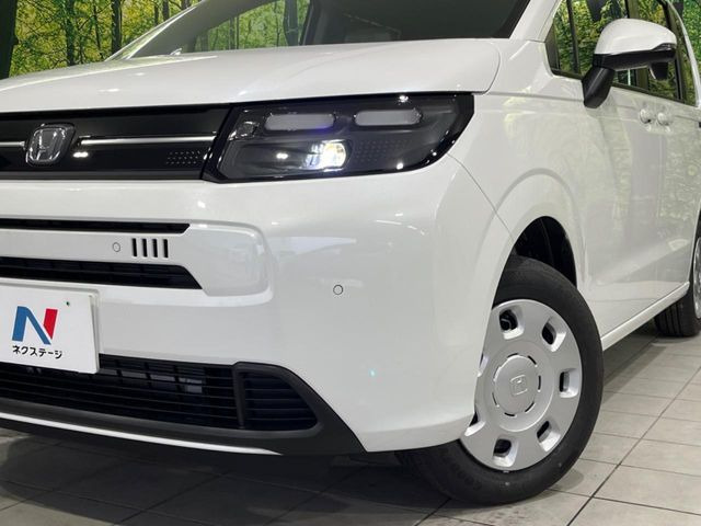 �yLED�w�b�h���C�g�z���V����ԑ��s�����ǍD�Ȏ��E���m�ۂ����S���ĉ^�]�ł��鍂�P�xLED�w�b�h���C�g�𑕔�!�_�����x�������A����d�͂��}�����Ă��܂��B