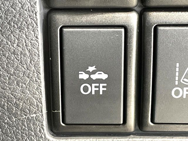 �y�f���A���J�����u���[�L�T�|�[�g�z���s���ɑO���̎ԗ�����F�����A�Փ˂������Ȏ��͌x��ƃu���[�L�ŏՓˉ���Ɣ�Q�y�����A�V�X�g�B�����S�Ƀh���C�u�����y���݂��������܂��B