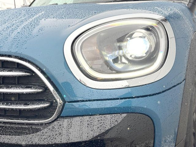 ��LED�w�b�h���C�g:��ԑ��s�����ǍD�Ȏ��E���m�ۂ����S���ĉ^�]�ł��鍂�P�xLED�w�b�h���C�g�𑕔�!�_�����x�������A����d�͂��}�����Ă��܂��B