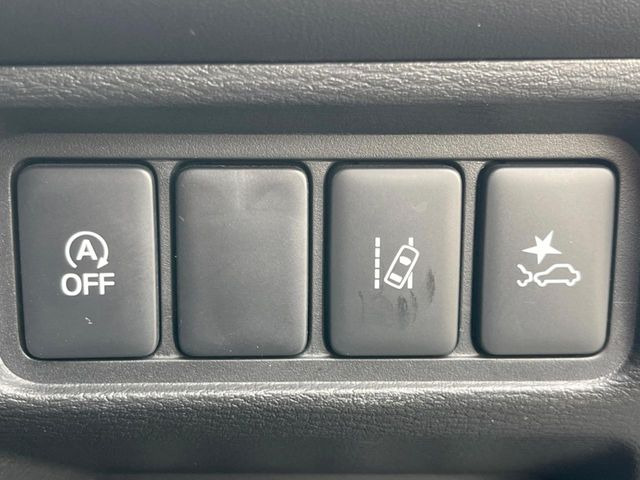 �y�O�He-Assist�z���s���ɑO���̎ԗ�����F�����A�Փ˂������Ȏ��͌x��ƃu���[�L�ŏՓˉ���Ɣ�Q�y�����A�V�X�g�B�����S�Ƀh���C�u�����y���݂��������܂��B