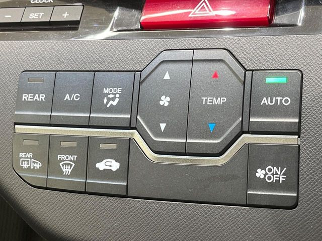 �y�I�[�g�G�A�R���z��x���D�݂̉��x�ɐݒ肷��΁A�ԓ��̉��x�����m�����ʂ≷�x�������Œ����B����&hellip;����&hellip;�Ɖ��x���X�C�b�`���������K�v�͂���܂���B���K�Ȏԓ���Ԃɂ͕K�{�̋@�\�ł��ˁ�