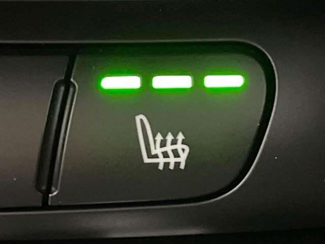 ���t�����g�V�[�g�q�[�e�B���O:�^�]�ȁE����ȋ��ɎO�i�K�Œ��߂��\�ȃV�[�g�q�[�^�[�𑕔����Ă���܂��B�G�߂��킸���K�ɂ��g�p���������܂��B