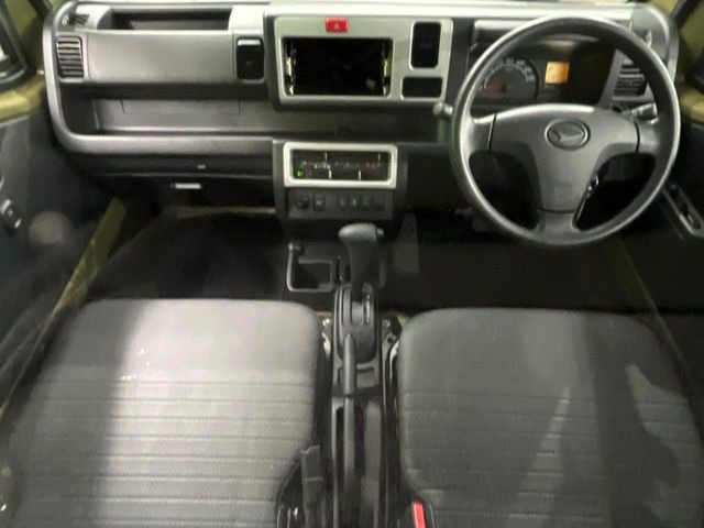 �O���[�v���݌ɐ���30,000��!!�S���̌n��X���烁�[�J�[�E�Ԏ��킸���Љ�o����̂ŁA���Ȃ��Ƀs�b�^���̂��Ԃ�������͂��ł���܂��͂��₢���킹��������