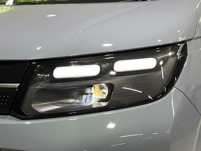 �yLED�w�b�h���C�g�z���V����ԑ��s�����ǍD�Ȏ��E���m�ۂ����S���ĉ^�]�ł��鍂�P�xLED�w�b�h���C�g�𑕔�!�_�����x�������A����d�͂��}�����Ă��܂��B