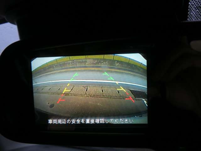 ���[���~���[���o�b�N�J����