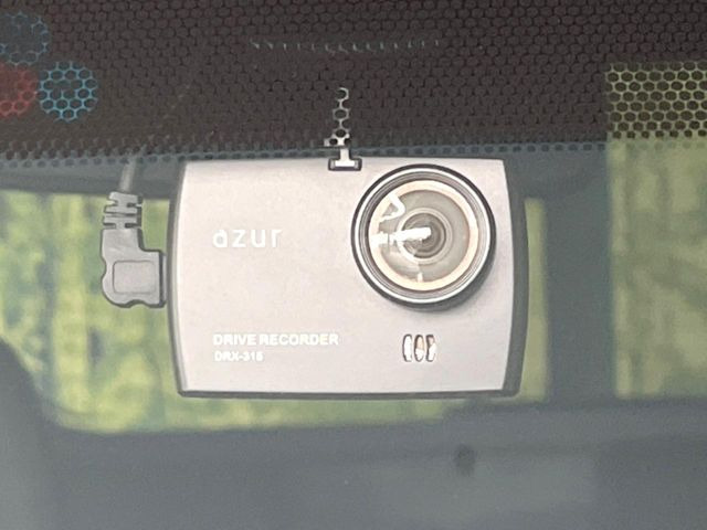 �y�h���C�u���R�[�_�[�z���S�E���S�ȃJ�[���C�t�ɕK�{�̃h���C�u���R�[�_�[�𑕔�!���s���͂������A������^�]�⎖�̂ɑ��������ۂ̏󋵂��f���ŋL�^���A����̃��X�N�ɔ����܂��B