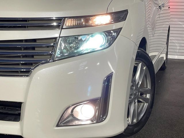 �yHID�w�b�h���C�g�z���ɖ��邭�O�����Ƃ炵�Ă����̂ŁA���V����Ԃ̑��s�������E�ǍD�ň��S���Ă���肢�������܂��B