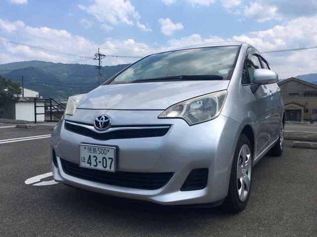 ラクティス1.3 X ウェルキャブ 車いす仕様車スロープタイプ タイプI 助手席側リアシート付